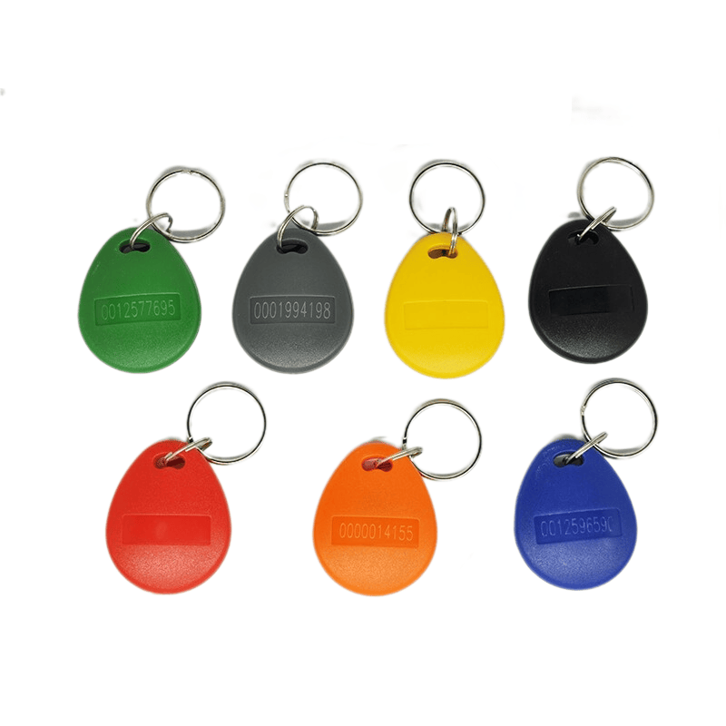 ภาพที่ 20: ภาพนี้แสดงพวงกุญแจ RFID ABS สั่งทำสำหรับทางเข้า ลงเวลา และลิฟต์ ZT-SJZ-8 100 โดยเน้นสีเหลือง และรูปแบบการจัดเรียงและบรรจุภัณฑ์ สำหรับงานโลจิสติกส์และการจัดส่ง.
