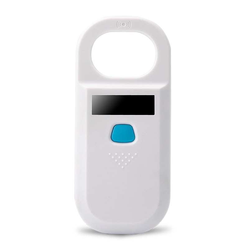 ภาพที่ 3: ภาพนี้แสดงเครื่องอ่าน RFID สัตว์พกพาพร้อมส่งข้อมูล USB W90A FDX-B โดยเน้นระบบบาร์โค้ดหรือ QR สำหรับสแกน ระหว่างการใช้งานจริง.