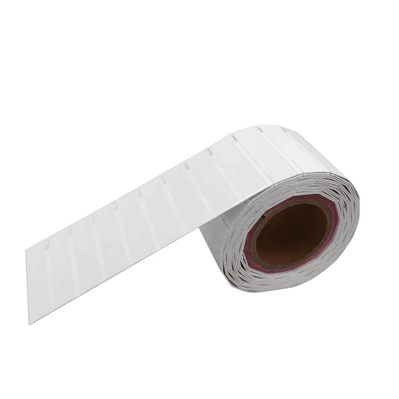 ฉลาก UHF RFID ยืดหยุ่นระยะไกลสำหรับทรัพย์สินโลหะ 16m แสดงโลโก้แกะสลักสำหรับผู้ซื้อที่กำลังเปรียบเทียบโซลูชันแท็ก ยืดหยุ่น สำหรับติดบนโลหะ UHF RFID.