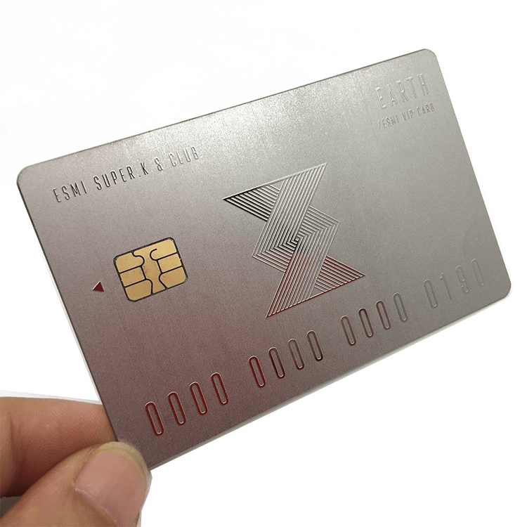 บัตร IC แบบสัมผัสสเตนเลสสำหรับยืนยันตัวตนปลอดภัย แสดงตัวเรือนโลหะทนทานอย่างชัดเจนสำหรับการใช้งานด้านบัตร IC โลหะแบบสัมผัส.