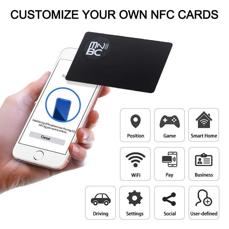 ภาพที่ 4: ภาพด้านข้างของบัตรเข้าออกโลหะไร้สัมผัสพร้อมชิป RFID สั่งทำ โดยเน้นโลหะ.