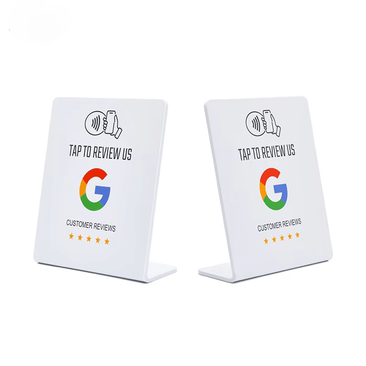 แท่นวาง NFC แบบกำหนดเองสำหรับสั่งเมนูและแสดงคิวอาร์โค้ด แสดงดีไซน์ขนาดพอดีกระเป๋าสตางค์สำหรับผู้ซื้อที่เปรียบเทียบโซลูชันแท่นวาง NFC
