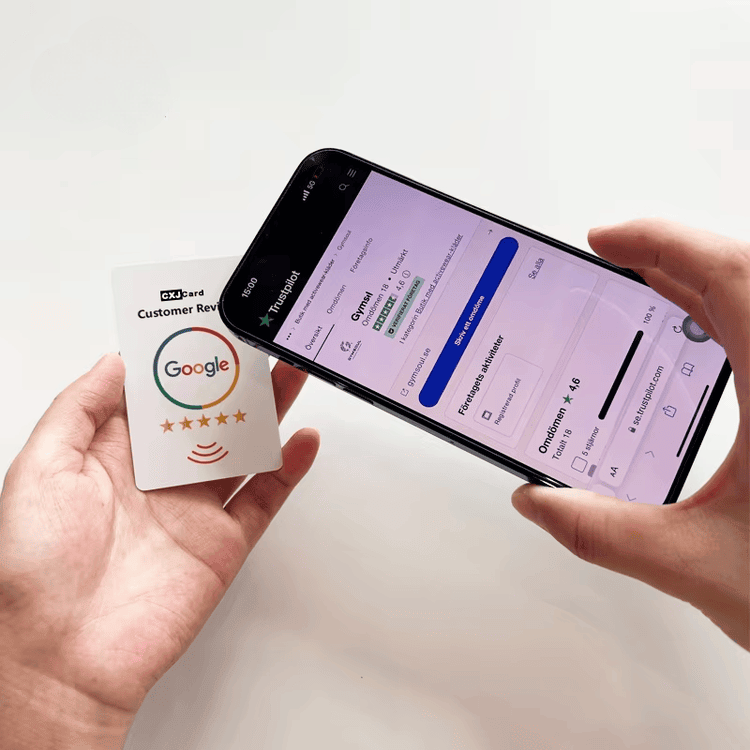 NFC stand แบบแตะเพื่อเชื่อมต่อสำหรับแชร์ WiFi และ vCard ที่แสดงโดยเน้นการควบคุมการเข้าถึงอย่างปลอดภัยสำหรับโครงการ NFC stand