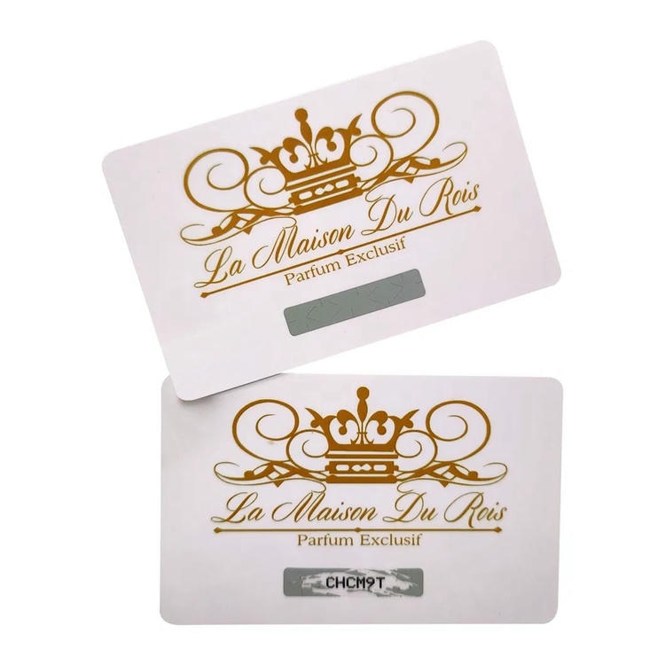 บัตรลอตเตอรี่แบบขูดฝ้าผิวเงาพร้อมการพิมพ์คอนทราสต์สูง เพื่อให้ข้อมูลรางวัลที่ซ่อนอยู่สามารถอ่านได้ง่าย