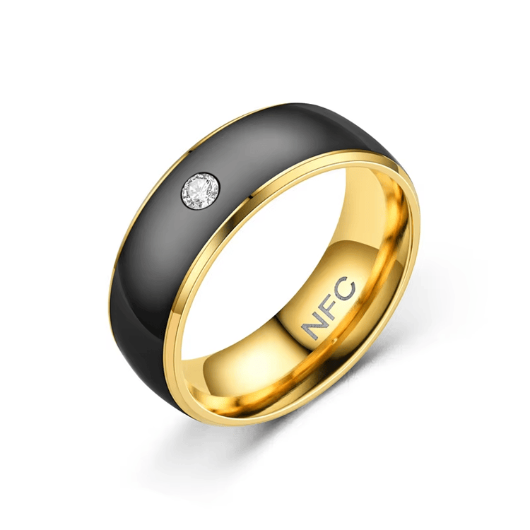 ผู้เชี่ยวชาญใช้แหวนอัจฉริยะ NFC213 สำหรับแชร์โซเชียลมีเดียเพื่อถ่ายโอนนามบัตรดิจิทัลไปยังโทรศัพท์ได้ทันที