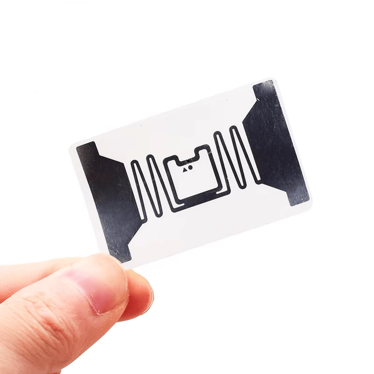 ฉลาก UHF RFID ตำแหน่งชั้นวางในคลังสินค้า แสดงการใช้งานในอุตสาหกรรมอย่างชัดเจนสำหรับการใช้งานด้านฉลาก UHF RFID.