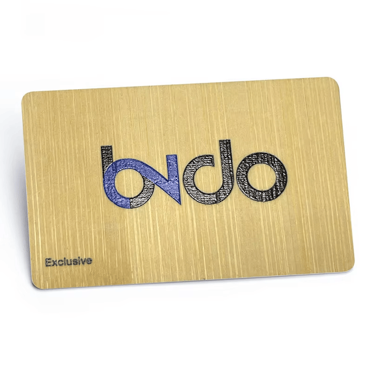 บัตรไม้องค์กร RFID พรีเมียมสำหรับการเข้าออก แสดงรูปแบบเสาอากาศอย่างชัดเจนสำหรับการใช้งานด้านบัตรไม้.