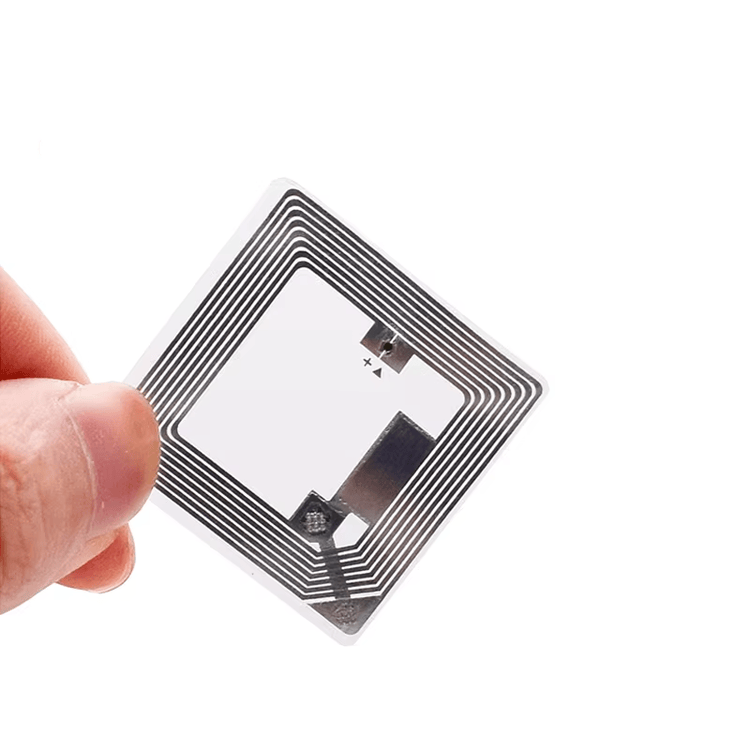 ฉลาก RFID สำหรับห้องสมุด HF สำหรับการติดตามวารสาร แสดงการใช้งานเชิงอุตสาหกรรมสำหรับผู้ซื้อที่เปรียบเทียบโซลูชันฉลาก RFID HF