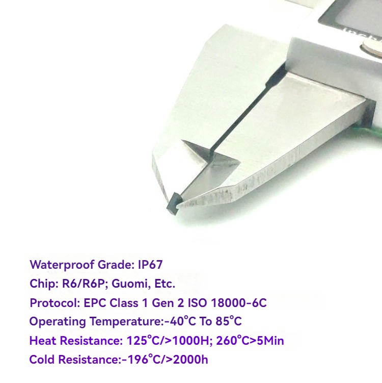 5) ภาพระยะใกล้ของแท็ก RFID UHF จิ๋ว IP67 สำหรับทรัพย์สินโลหะ SV-002 R6P 40C 85C โดยเน้นโครงสร้างกันน้ำและฝุ่น และขนาดกะทัดรัด.