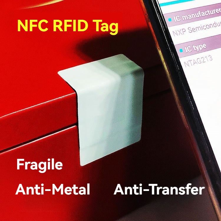 3) ภาพนี้แสดงฉลาก NFC กันแกะสำหรับยืนยันสินค้าที่ปิดผนึก โดยเน้นโลหะ และร่องรอยเสียหายที่แสดงการแกะและป้องกันการนำกลับมาใช้ซ้ำ.