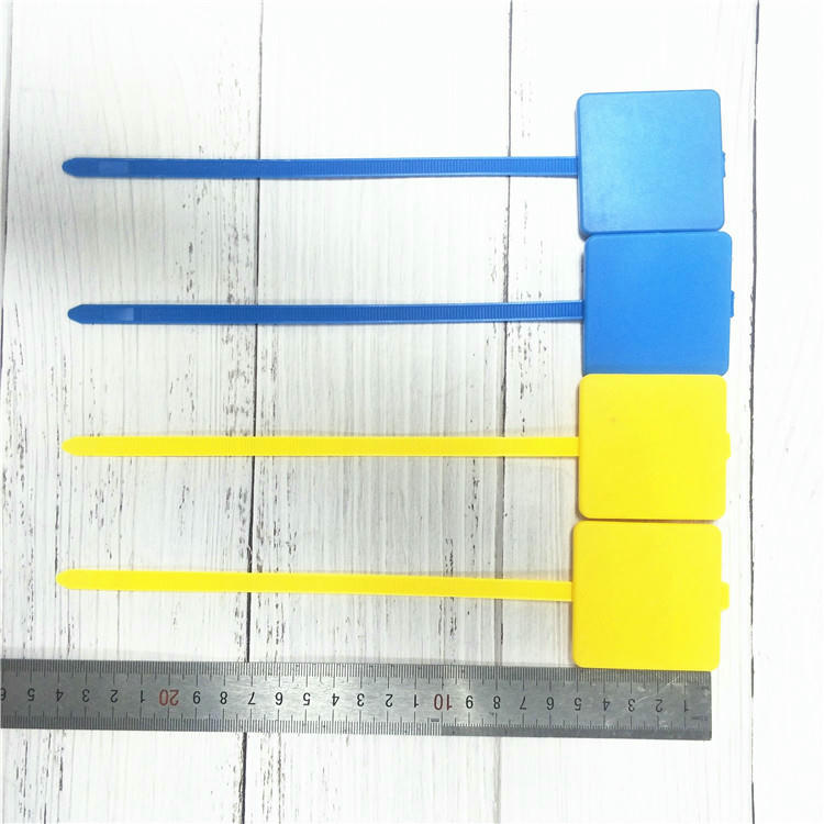 RFID Zip Tie แท็ก สำหรับการซีลสายเคเบิลทางทะเล พร้อมการติดตามในคลังสินค้า สำหรับผู้ซื้อที่เปรียบเทียบโซลูชัน RFID Cable Tie แท็ก