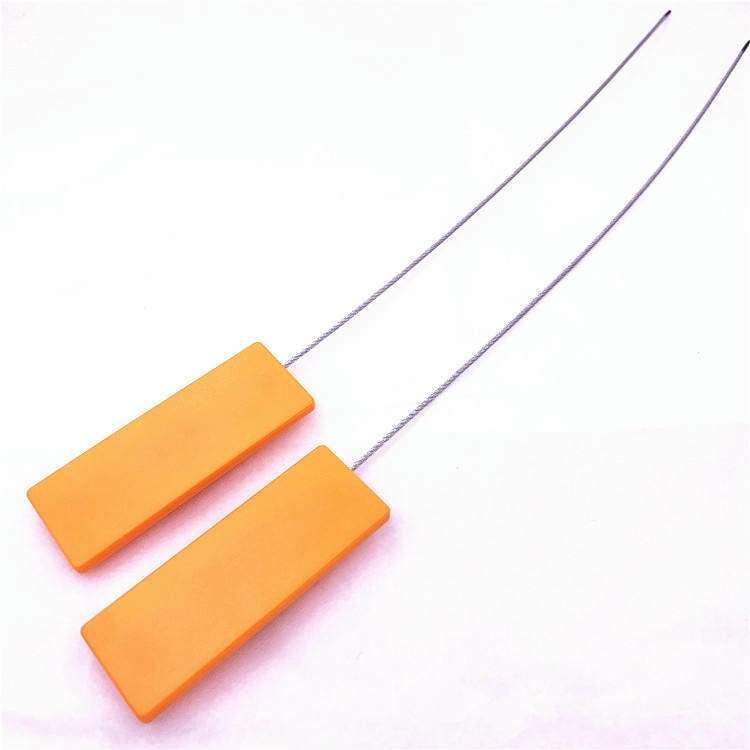 3) ภาพนี้แสดงซีล RFID ลวดเหล็กสำหรับรถบรรทุกและสินค้า SS8030-1 โดยเน้นสองชิ้น สีส้ม เหล็กกล้า และคุณสมบัติด้านความปลอดภัยและป้องกันการแกะย้าย.