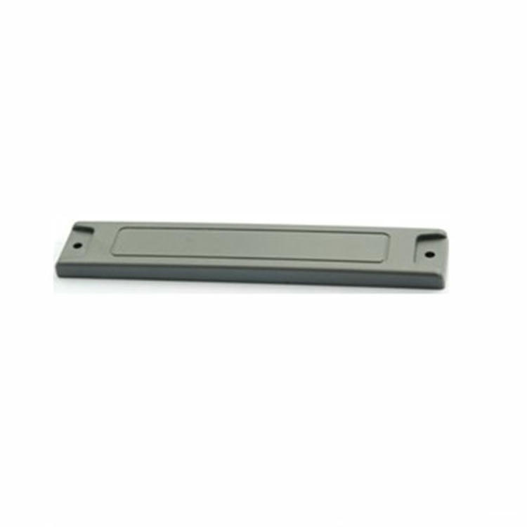 แท็กบาร์ UHF RFID ระยะไกลที่มีการออกแบบเสาอากาศเกนสูง ช่วยให้ระยะอ่านที่เชื่อถือได้เกินห้าเมตรบนโลหะ