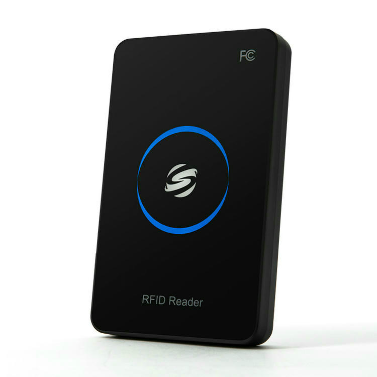 2) ภาพนี้แสดงเครื่องอ่าน RFID UHF ตั้งโต๊ะ USB สำหรับออกบัตรและเข้ารหัส R17-C โดยเน้นขนาดกะทัดรัด การเชื่อมต่อและขั้วต่อ และสมรรถนะการอ่านที่เสถียรสำหรับการใช้งานระยะยาว.