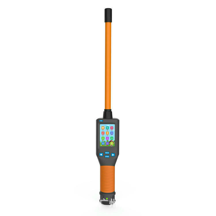 3) ภาพนี้แสดงเครื่องอ่านแท็กหูสัตว์ 134.2KHz พร้อม Bluetooth FS-A02-C โดยเน้นขนาดกะทัดรัด การออกแบบตามหลักสรีรศาสตร์เพื่อใช้งานสบาย และสัดส่วนและขนาดของผลิตภัณฑ์ ขณะถือเพื่อแสดงการใช้งานจริง.