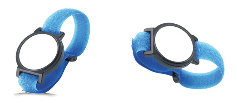 สายรัดข้อมือ RFID ไนลอนแสดงให้เห็นสำหรับการจัดการการเข้าถึงงานเทศกาลซึ่งการตรวจสอบอย่างรวดเร็วช่วยให้การไหลเวียนของผู้คนราบรื่นขึ้น