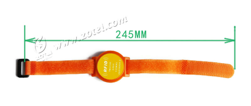 สายรัดข้อมือ RFID ไนลอนแสดงการออกแบบตัวล็อกที่รองรับการควบคุมความปลอดภัยเมื่อใช้เป็นบัตรประจำตัวส่วนบุคคล