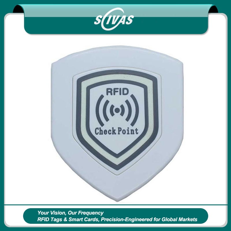 แท็กสายตรวจ ABS สี่เหลี่ยมสำหรับความปลอดภัย RFID แสดงรายละเอียดชิปสำหรับผู้ซื้อที่กำลังเปรียบเทียบโซลูชันแท็กตรวจยาม ABS RFID.