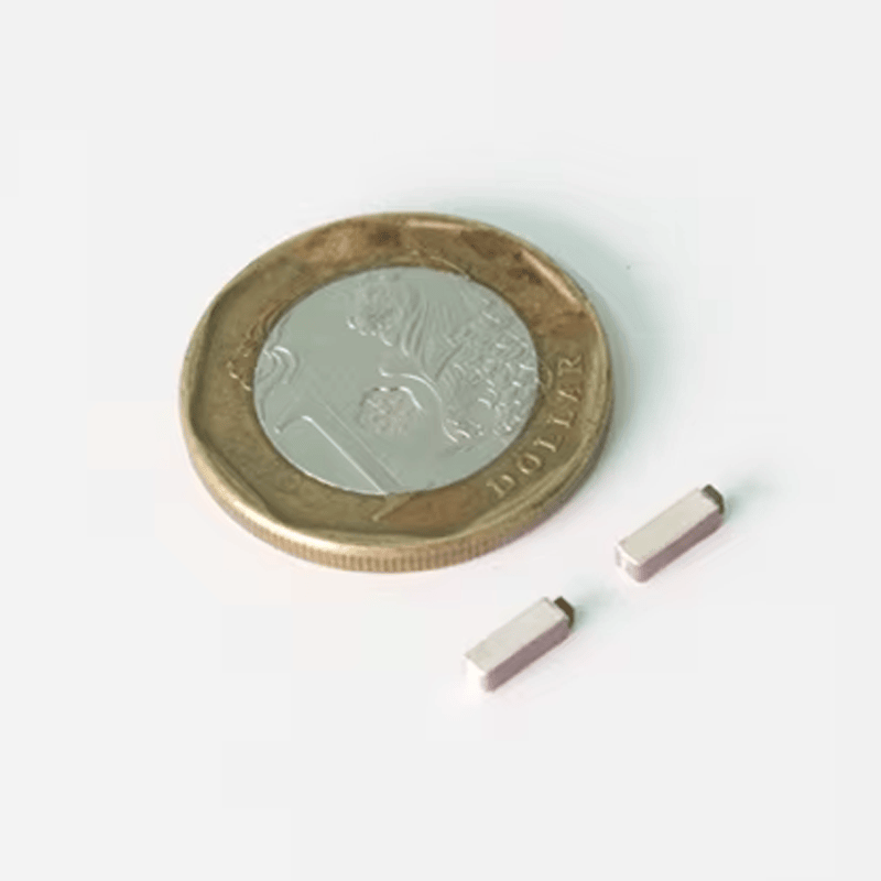 แท็ก RFID ทนความร้อนสูงและกันน้ำสำหรับโลหะ แสดงโลโก้ที่พิมพ์อย่างชัดเจนสำหรับการใช้งานด้านแท็ก RFID ทนอุณหภูมิสูง.