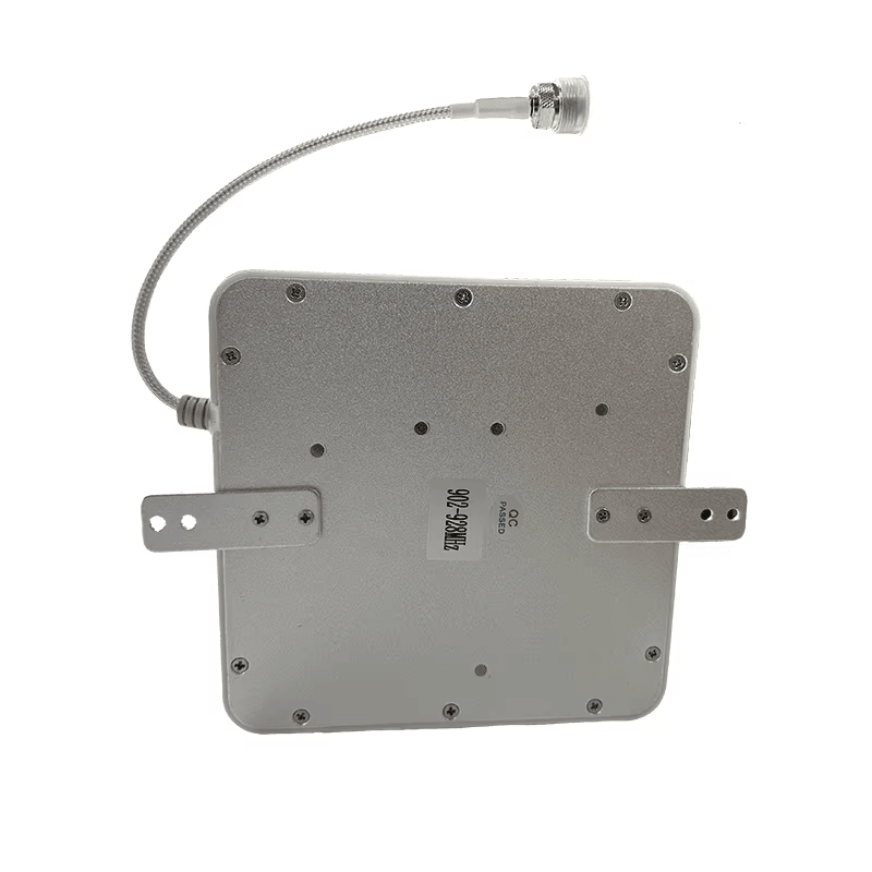 มุมมองด้านหลังของเสาอากาศ UHF RFID 4dBi สำหรับเครื่องอ่านประจำที่ ZK-ANT165D โดยแสดงโครงสร้างเสาอากาศ เพื่อให้เห็นส่วนประกอบด้านหลังอย่างชัดเจน.