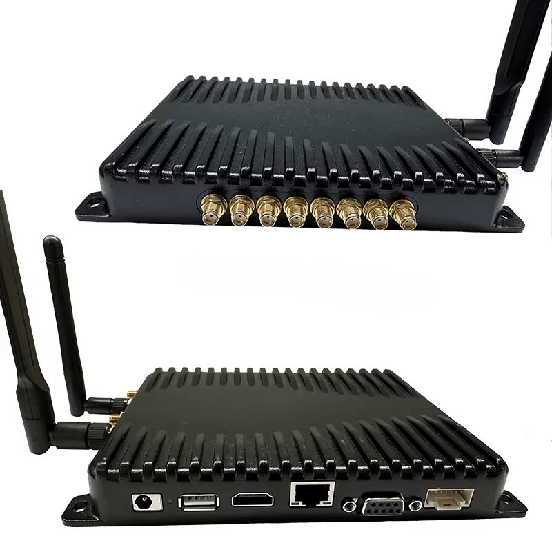 ภาพผลิตภัณฑ์แบบแยกส่วนแสดงเครื่องอ่าน ZK-RFID408AOS-SC จากทั้งสองด้าน พร้อมขั้วต่อเสาอากาศและอินเทอร์เฟซฮาร์ดแวร์หลายประเภท