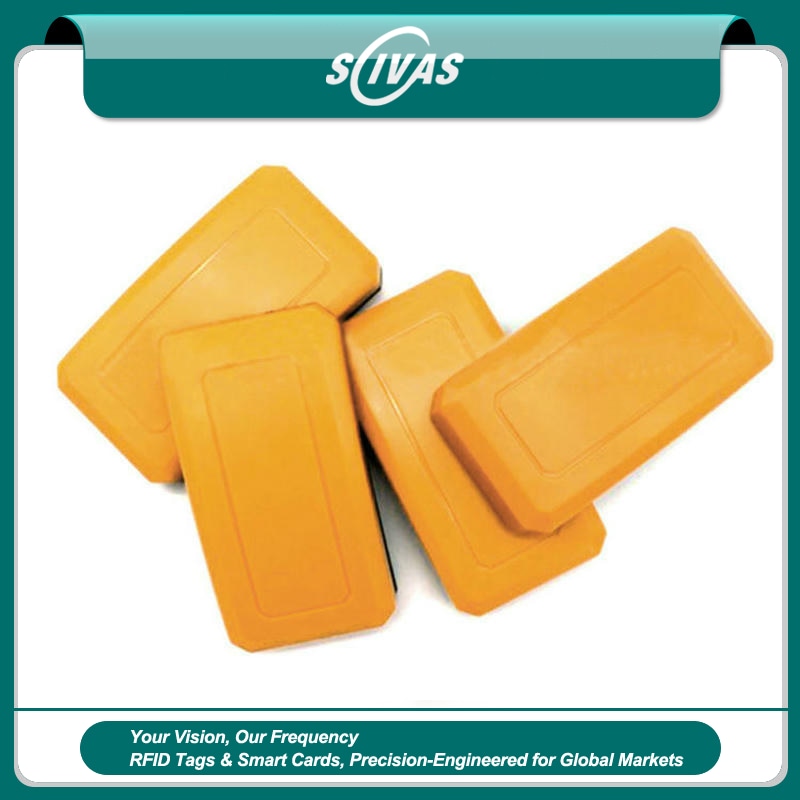 1) ภาพนี้แสดงแท็ก RFID ถังก๊าซสำหรับติดตามงานอุตสาหกรรม ABS ABS7335-1 โดยเน้นสีดำ ตัวเรือน ABS โลหะ และการทำงานบนพื้นผิวโลหะ สำหรับการตรวจนับและติดตามสินค้าคงคลัง และการติดตามสาย ระบบท่อ และงานสาธารณูปโภค.