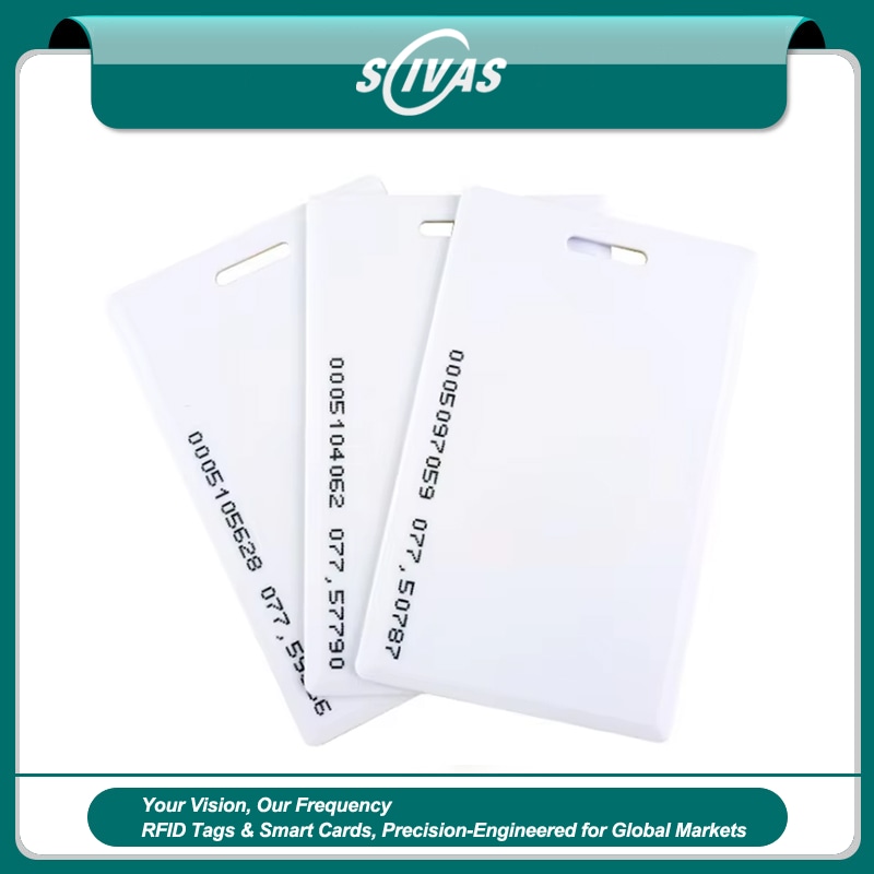 1) ภาพรวมผลิตภัณฑ์หลายชิ้นของบัตร แบบเปลือกแข็ง RFID 125KHz สำหรับควบคุมทางเข้า 1.8mm ABS โดยเน้นหลายชิ้น สีขาว ตัวเรือน ABS โครงสร้างที่แข็งแรงทนทาน และส่วนควบคุมสำหรับการใช้งาน โดยจัดเรียงให้เปรียบเทียบรายละเอียดได้ชัดเจน สำหรับการควบคุมการเข้าออก.