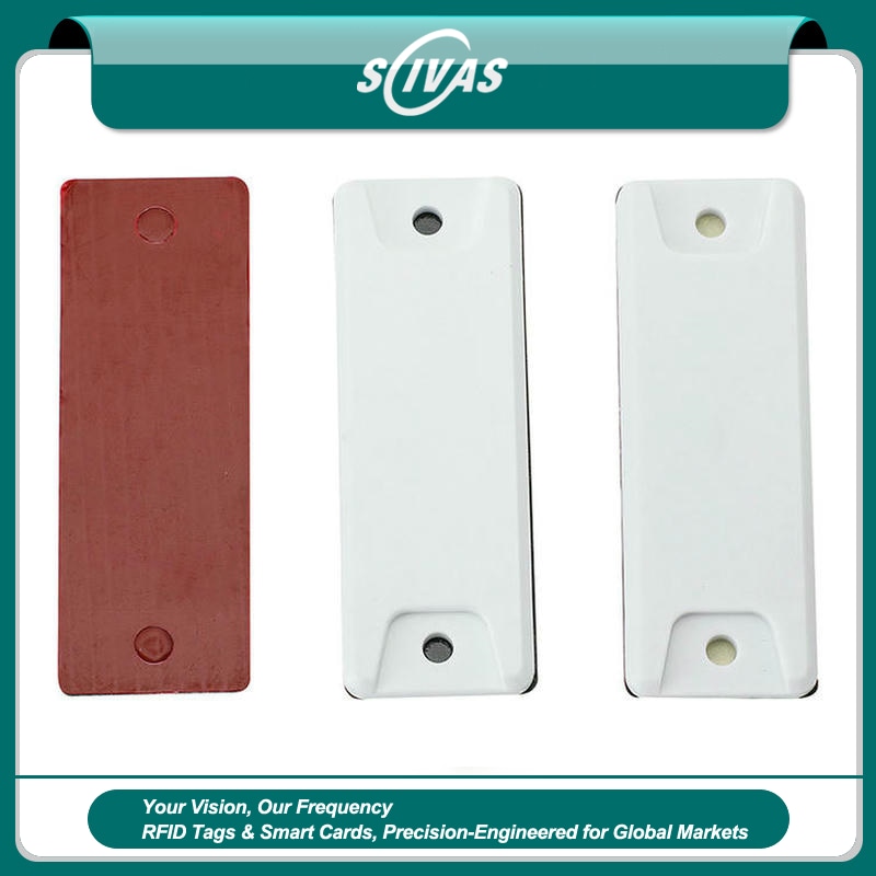 ภาพนี้เน้นการพิมพ์บาร์โค้ดของแท็ก ABS ติดโลหะสำหรับไอที เซิร์ฟเวอร์ และสต็อก RFID IT สำหรับการใช้งานด้านแท็ก ABS สำหรับติดบนโลหะ RFID.