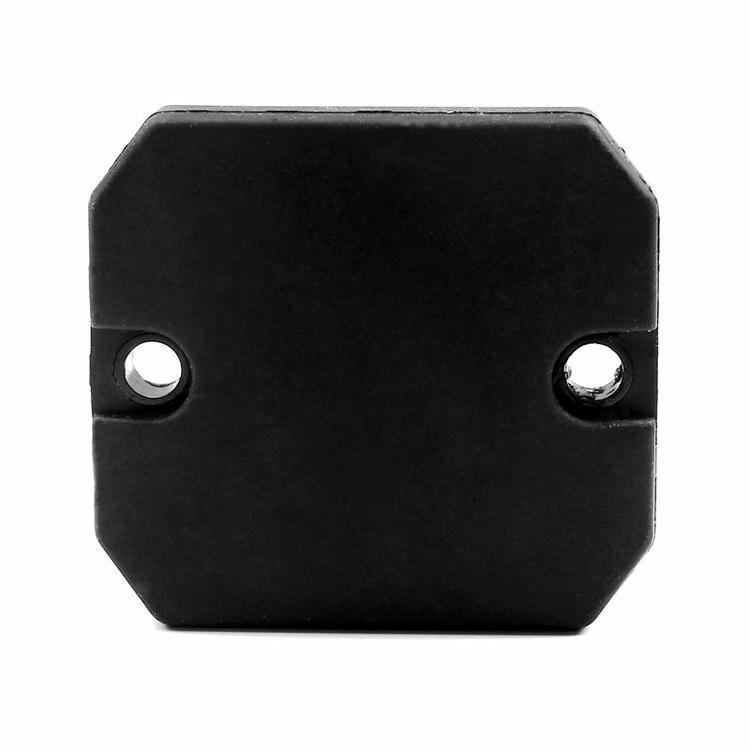 5) ภาพนี้แสดงแท็กคอนกรีต RFID UHF IP68 สำหรับโครงสร้างพื้นฐาน EP5147-1 โดยเน้นสองชิ้น โลหะ การทำงานบนพื้นผิวโลหะ รูยึดสำหรับติดตั้ง และพื้นผิวและโครงสร้างด้านหน้า สำหรับการติดตั้งกลางแจ้งและบนพื้นผิวงานก่อสร้าง.